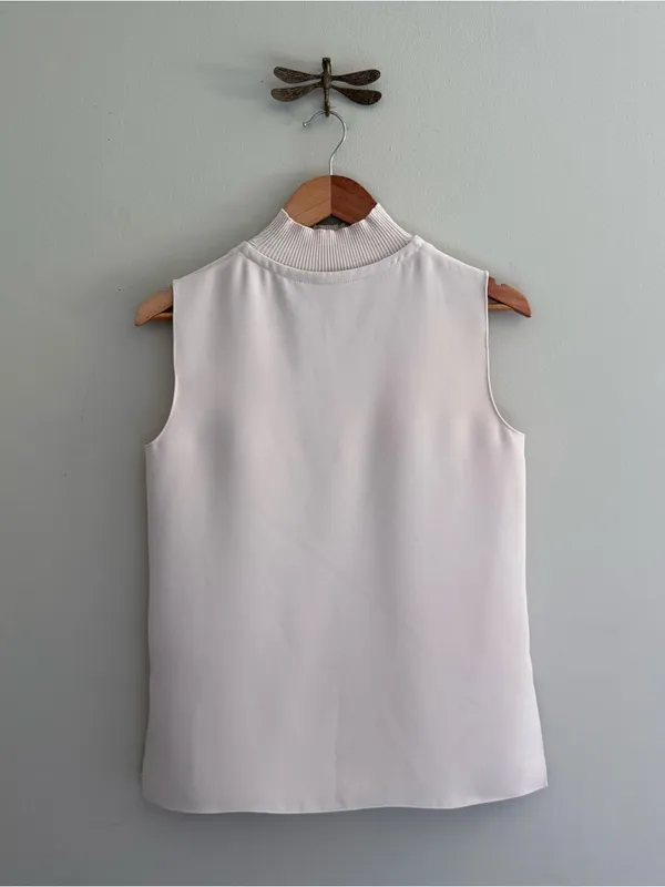 Theory Women's Beige Mock Neck Ribbed Sleeveless Tank Top Shirt Size Small - Image 6