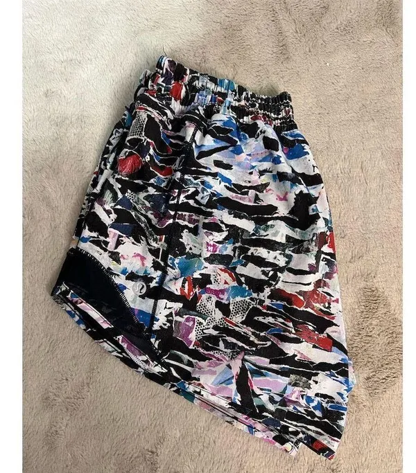 Lululemon Women's Hotty Hot Short II Size 6 Multicolor Running Shorts - Image 7