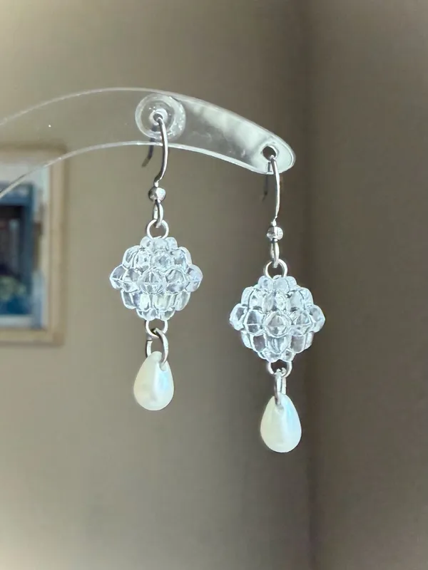 Handmade fairy cute Kawaii retro dangle earrings 🍃🤍 - Image 2