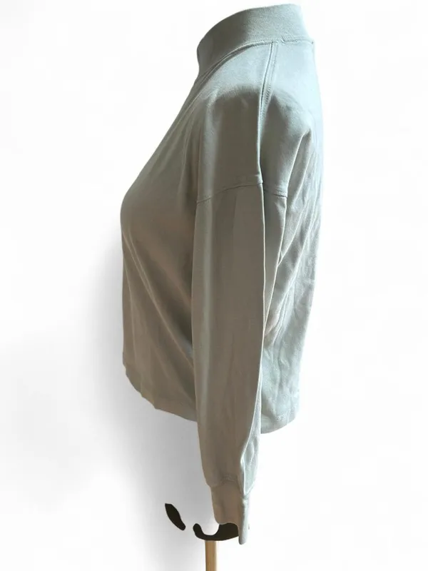 Uniqlo Minimalist Lightweight Mock Neck Long Sleeve Cotton Top in Beige - Image 6