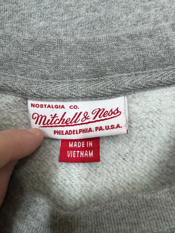 Mitchell & Ness Washington Redskins Grey Cropped Crewneck Sweatshirt Size Large - Image 5