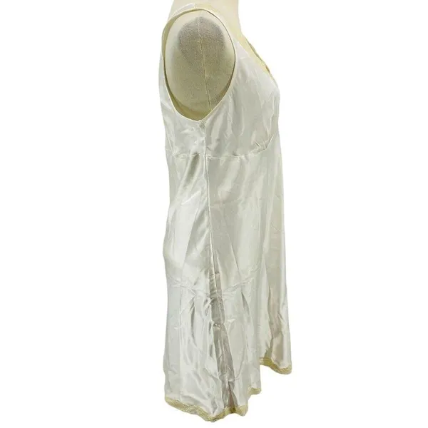 Victoria's Secret Nightgown Ivory Satin Lace Trim V Neck & Back Large Y2K Bridal - Image 5