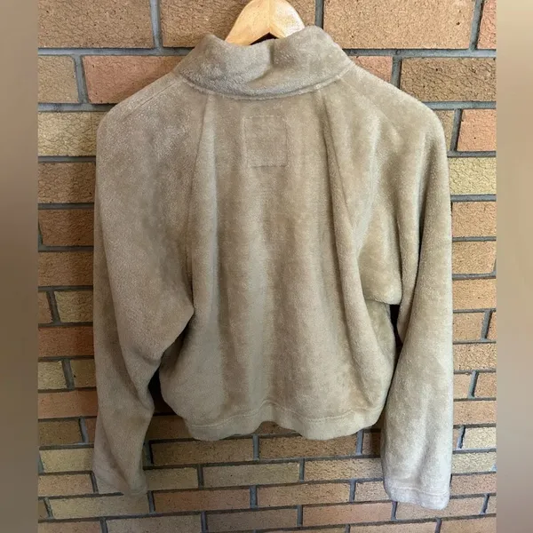 Hollister Women’s Fleece Cropped Sweater Pullover Quarter Zip Size M Tan - Image 4