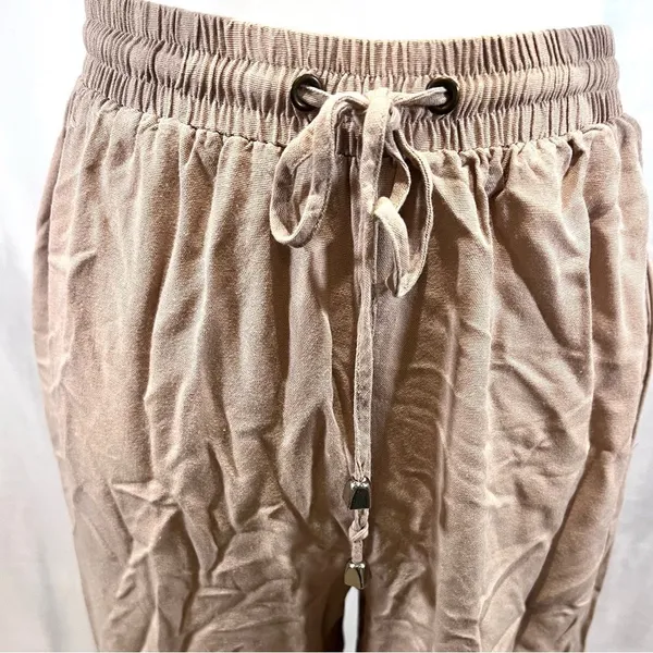 Annabelle tan wide leg palazzo pants size medium - Image 2