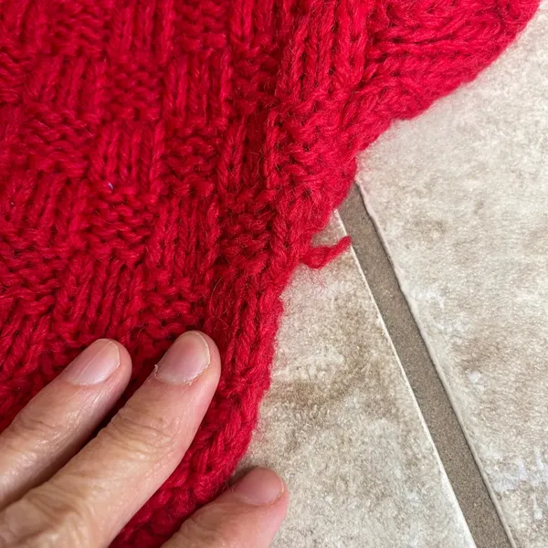 Irish Homecraft Red 100% Oiled Wool Cable Knit Fisherman Sweater Ireland Large - Image 4