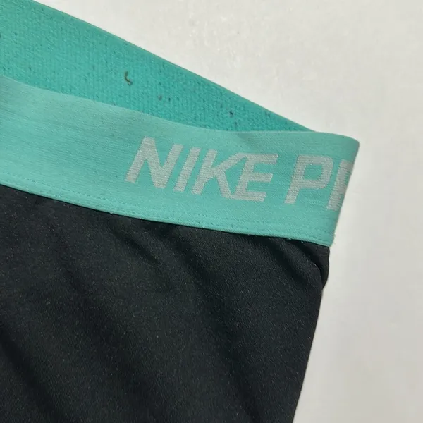 Nike pro shirts Fri fit since large Tiffany blue and black - Image 3