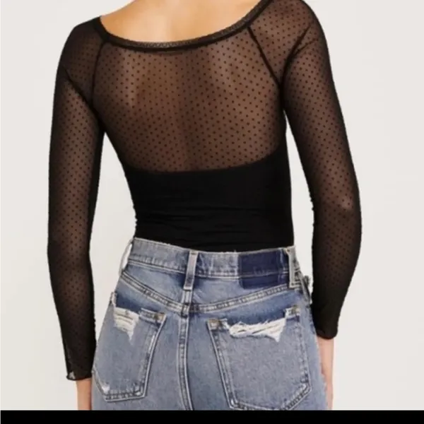 ABERCROMBIE & FITCH Mesh and Lace Seamless Sweetheart Bodysuit Black Size Medium - Image 2