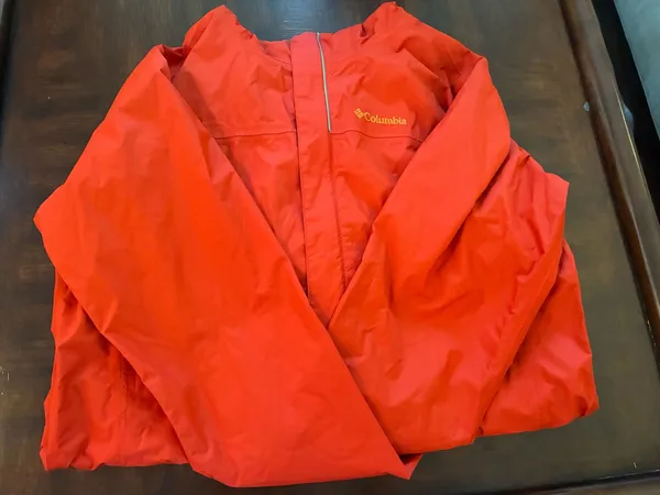 Columbia Rain Jacket - Image 4