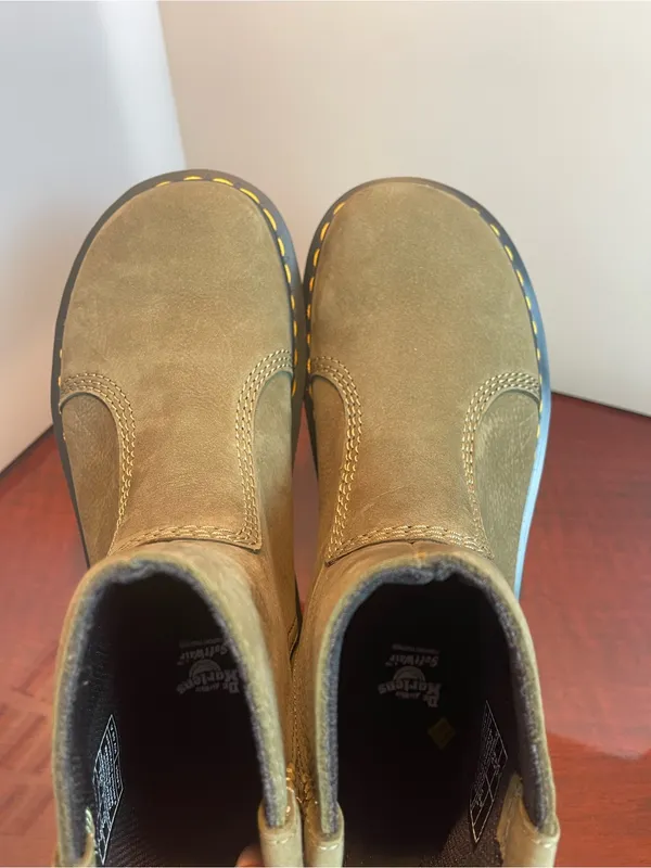 Dr. Martens Zebzag Rigger Slip-On Nubuck Platform Boots in DMS Olive US 9/ EU 41 - Image 8