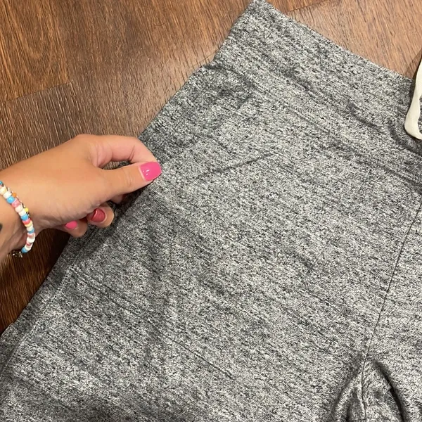 Nike cropped- Small pants - Image 3