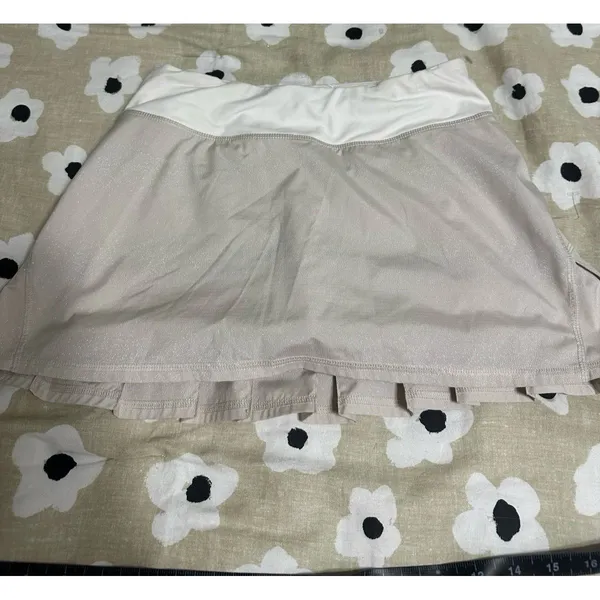 Lululemon pace setter shimmer skirt rare - Image 2