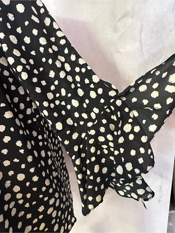 Wishlist Black and White Spot Print Blouse - Image 3
