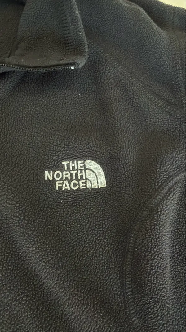 The North Face Women's Black Fleece 1/4 Zip Pullover - Image 3