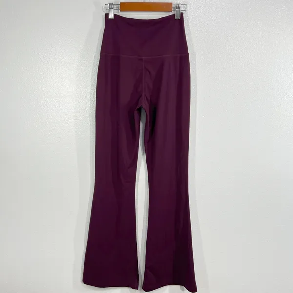 Quince Burgundy Flare Leggings Women Small High‎ Rise Crossover Waist Yoga Pants - Image 3