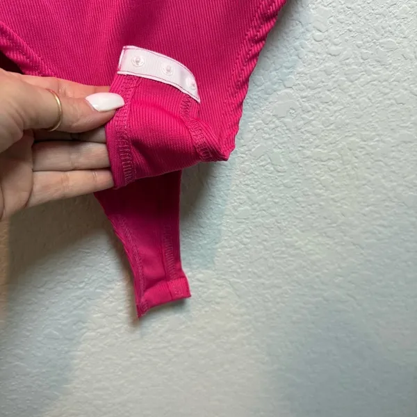 NWOT Pink Woman’s Bodysuit size Large - Image 4