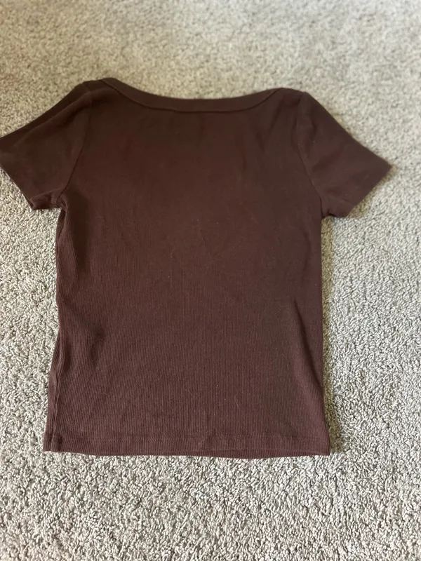 Hollister Women's Scoop Neck Brown Ribbed Top XS - Image 4