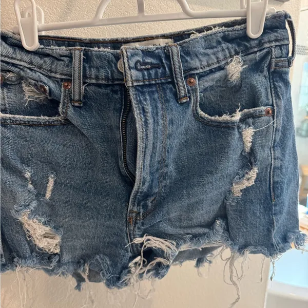 Abercrombie High Rise Mom Short - Blue Denim - Image 3