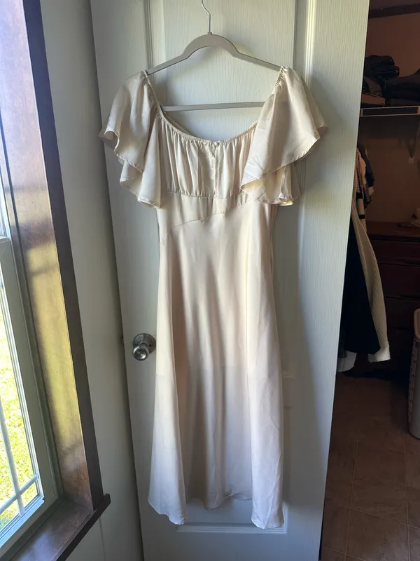 Champagne bridesmaid dress - Image 3