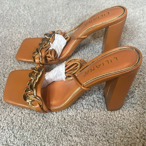 Women’s Liliana Mabel-17 Chunky Gold Tone Chain Lace Up Heel Size 7 NEW - Image 6