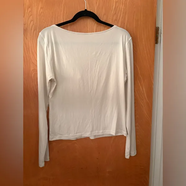 lululemon athletica Cream Long Sleeve Top - Image 7