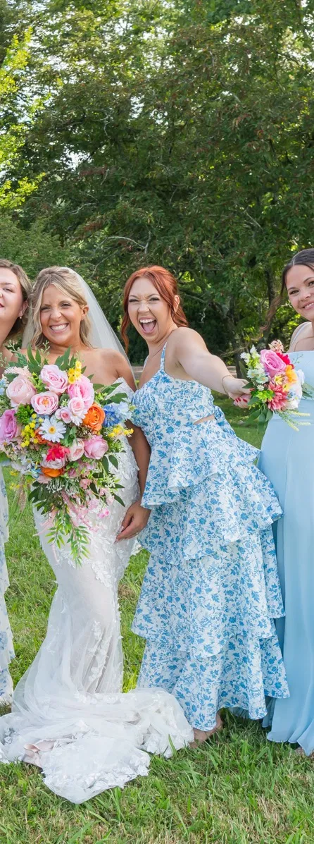 Dress Hazel and Olive Maxi Blue Floral - Image 4