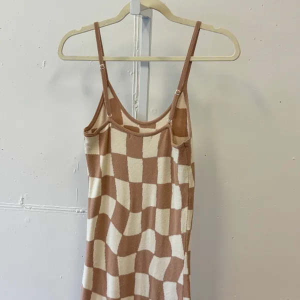 Peppermayo Wavy Checkerboard Knit Midi Dress Tan Cream S/M Sleeveless Bodycon - Image 5