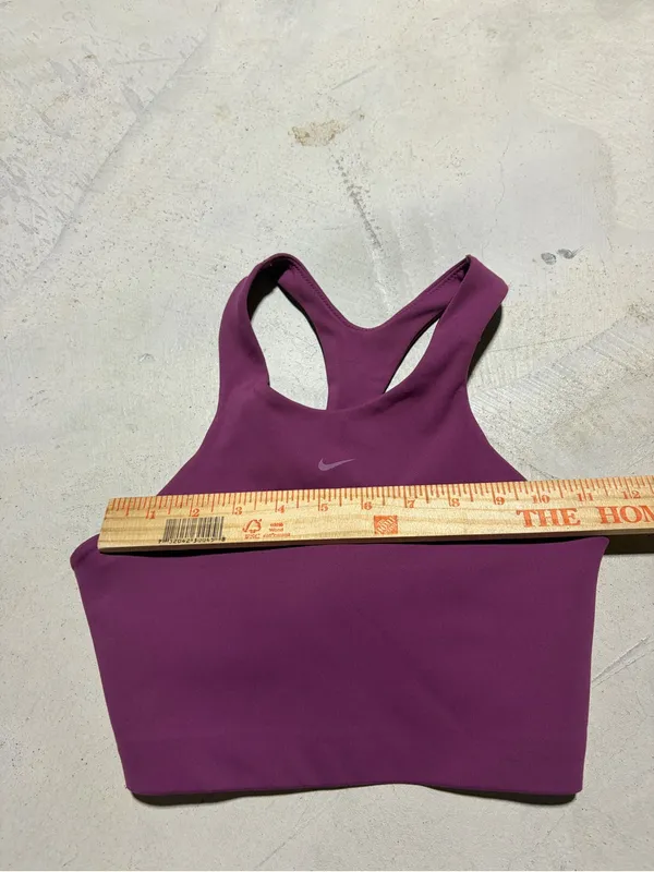 Nike alate Women's Plum Racerback Sports Bra small - Image 6