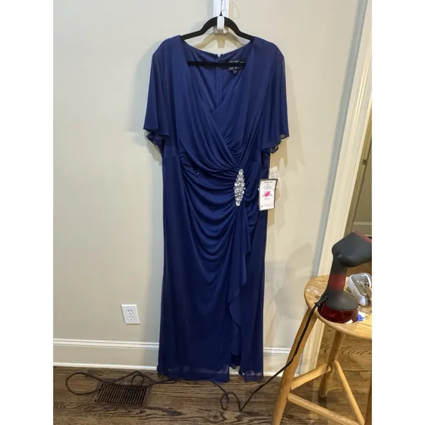 Alex Evenings Long Surplice Neckline Mother of The Bride Dress Violet Mesh - Image 3