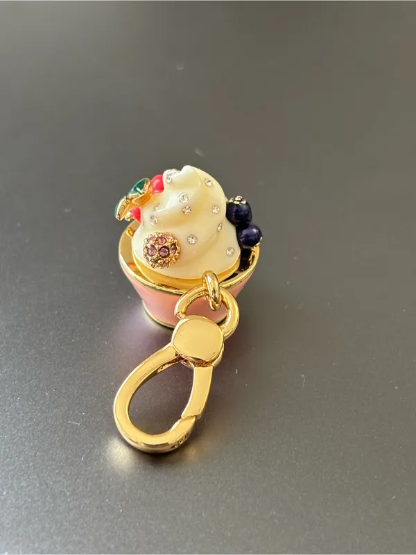 Juicy Couture icecream charm - Image 7