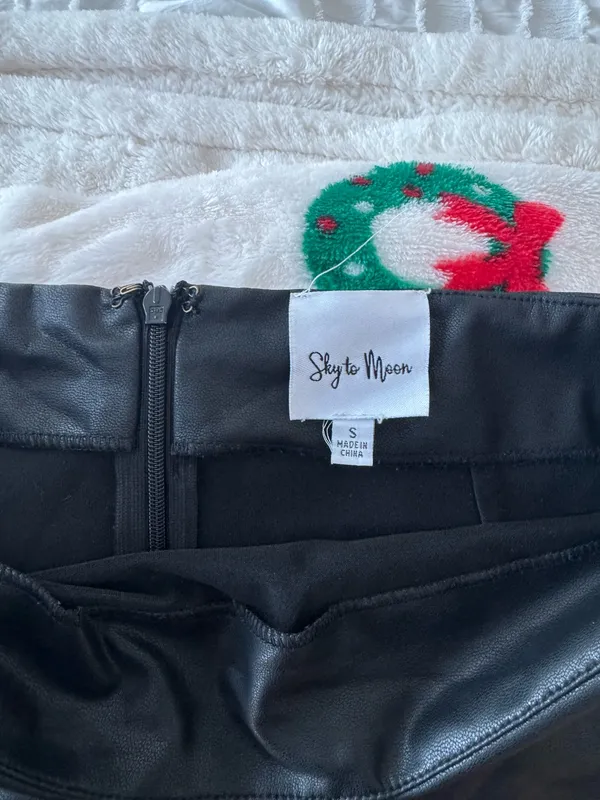 Sky to Moon leather mini skirt - Image 2