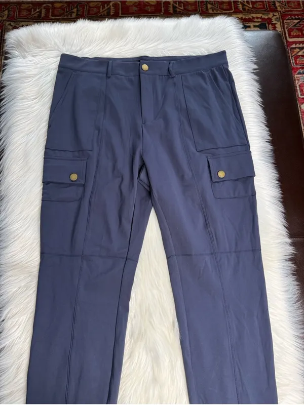 Halara Navy High Waisted Slim Cargo Pants NWT XS Tall - Image 2