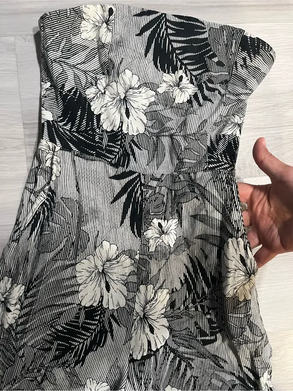 Gilli Black‎ & White Strapless Floral Wide-Leg Jumpsuit - Image 5