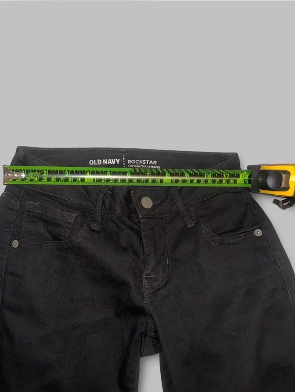 Old Navy Low rise Rockstar jeans  - Image 4