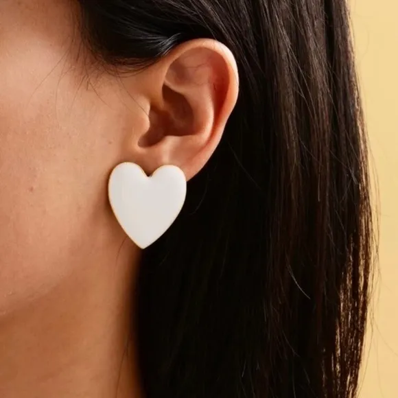 3/$30 💛 Heart Stud Earrings Gold - Image 2