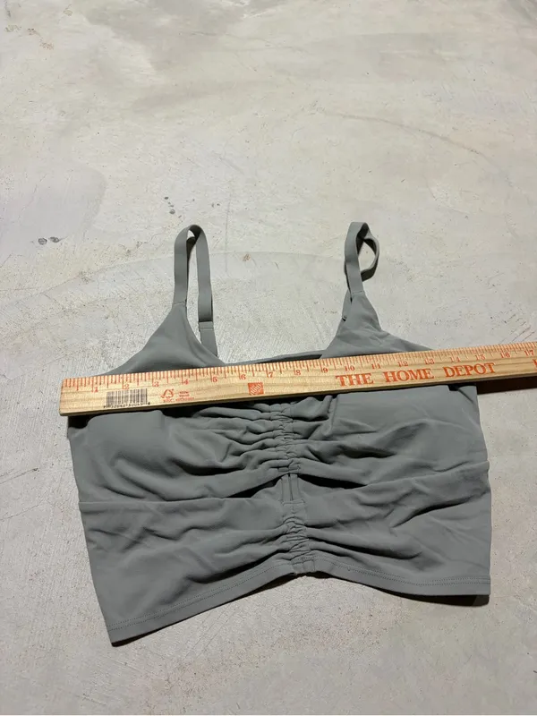 Athleta Ruched Front sports bra Green medium - Image 4