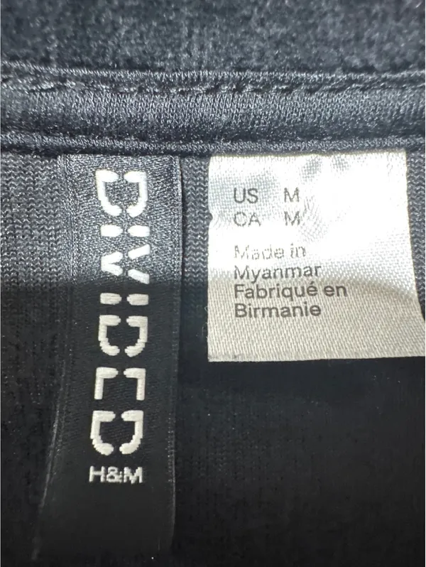 H&M Divided Black Corduroy Crewneck Sweatshirt, Size M - Com - Image 2