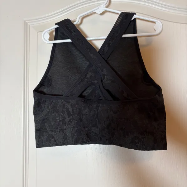 Gymshark ADAPT ANIMAL SEAMLESS SPORTS BRA. NWOT Medium Support. Size Large - Image 2