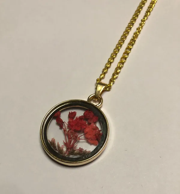 Flower Press Pendant Necklace Red - Image 2