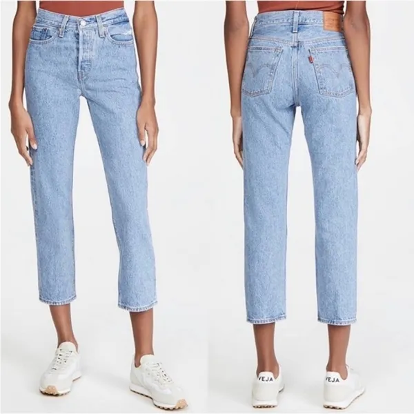 Levi’s Wedgie Straight Leg Jeans Sz 28 Light Wash Button Fly - Image 5