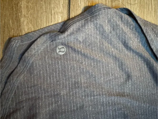 lululemon athletica Heathered Charcoal Scoop Neck Tank - Image 6