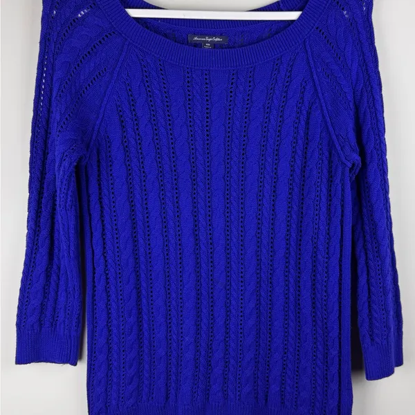 American Eagle Womans Sweater Sz‎ M Pull Over Royal Blue Open Textured Knit - Image 11