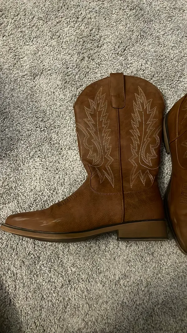 Cowgirl Boots IUV Brown Size 7.5 - Image 2