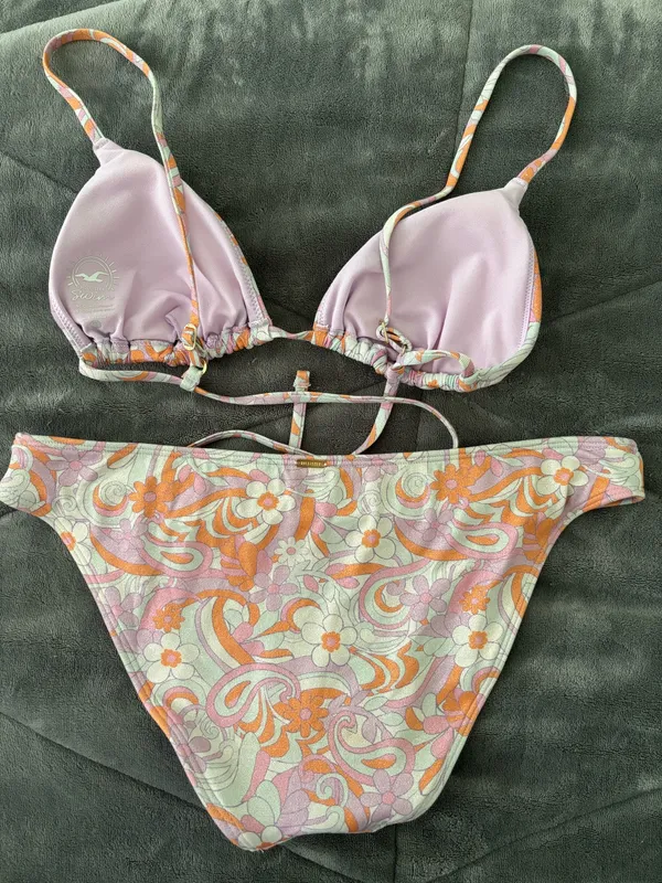 Hollister Shimmer Bikini - Image 2