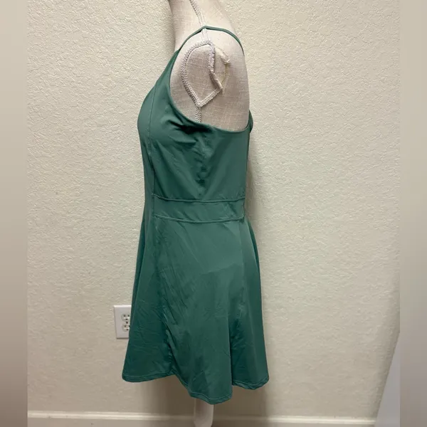 NWT PERSIT Green Tennis Dress Size Large - Image 9
