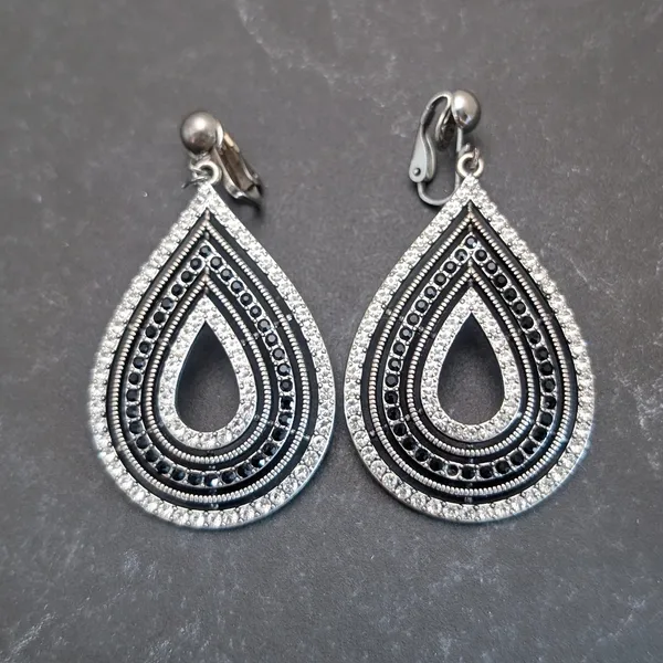 Vintage Clip On Earrings Extra Large Silver Tone Dangle Drop Black & Clear Gems - Image 2