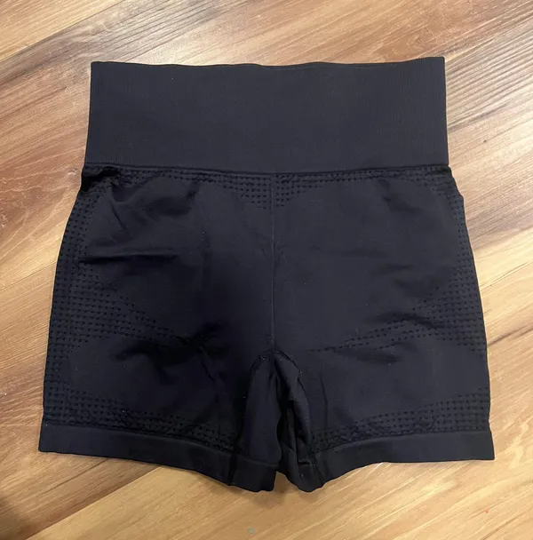 SheIn Black Biker Shorts - Image 2