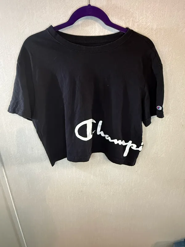 Champion Cropped T Shirt Large Black Oversized Logo Graphic Tee - Image 4