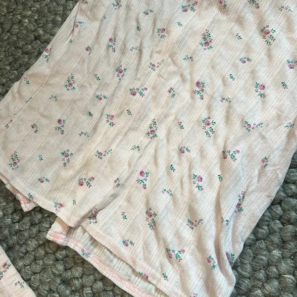 Whispers Vintage Pointelle Pink Floral Two Piece Pajama Set Size Small - Image 9
