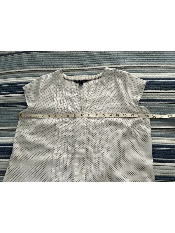 Tommy Hilfiger Split Neck Cap Sleeve Pleated Front Top White /Black Polka Dots S - Image 6