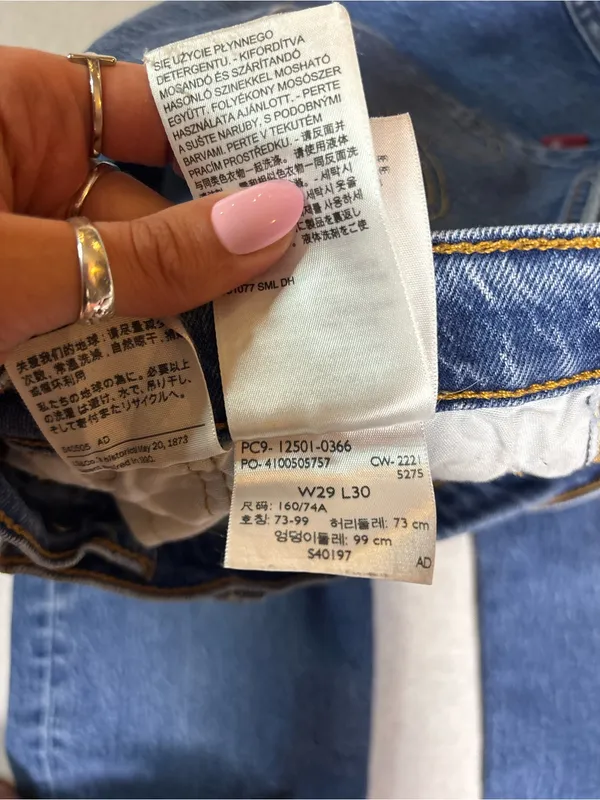 Levi’s WEDGIE STRAIGHT WOMEN'S JEANS SIZE 29x30 - Image 5
